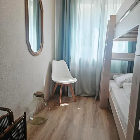 Naturini Apartment *